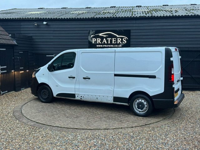 Vauxhall Vivaro Vauxhall Vivaro 2015 1.6 Cdti White #20