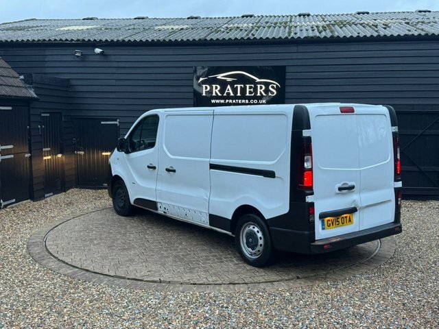 Vauxhall Vivaro Vauxhall Vivaro 2015 1.6 Cdti White #8