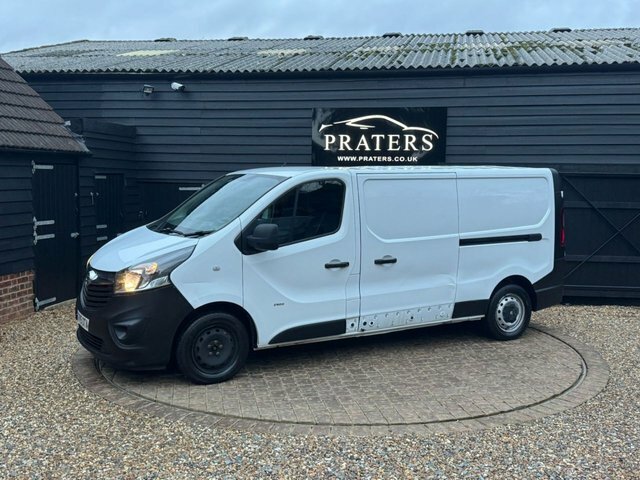 Vauxhall Vivaro Vauxhall Vivaro 2015 1.6 Cdti White #21