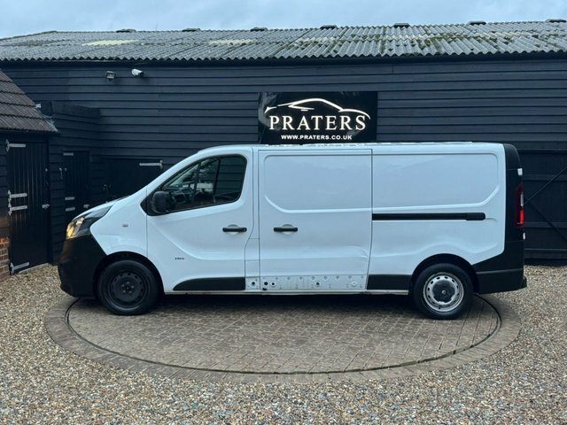 Vauxhall Vivaro Cdti 2900 Biturbo Ecoflex White #6