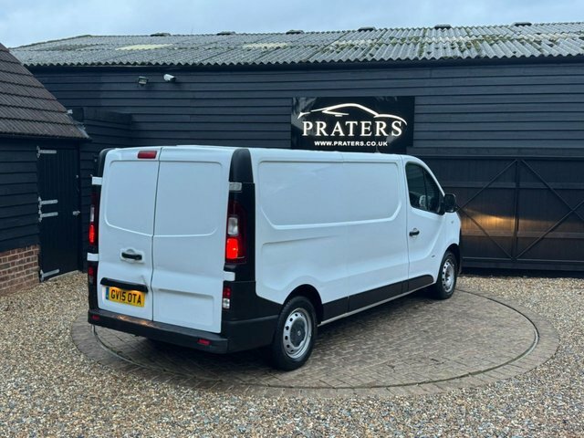Vauxhall Vivaro Vauxhall Vivaro 2015 1.6 Cdti White #17