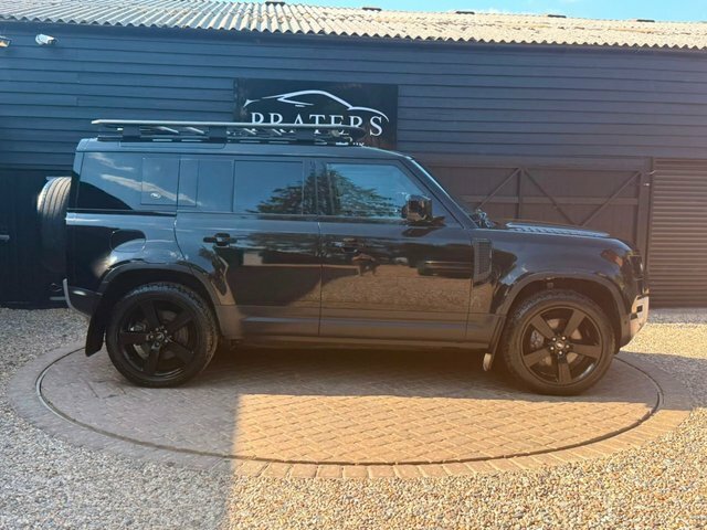 Land Rover Defender 110 D300 Mhev Hse Suv Black #5