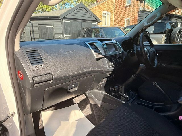 Toyota HILUX 2.5 D-4d Icon 4Wd Euro 5 Silver #12