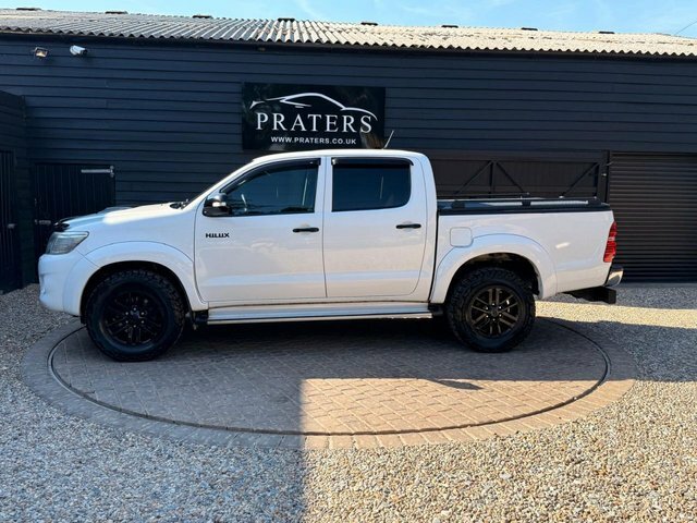 Toyota HILUX D-4d Icon Pickup Double White #5