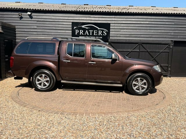 Nissan Navara Double Cab Pick Up Outlaw 3.0Dci V6 231 4Wd White #26