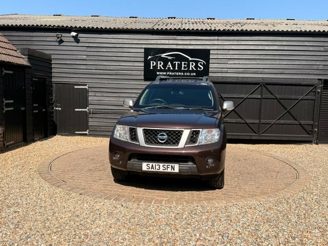 Nissan Navara Double Cab Pick Up Outlaw 3.0Dci V6 231 4Wd White #21