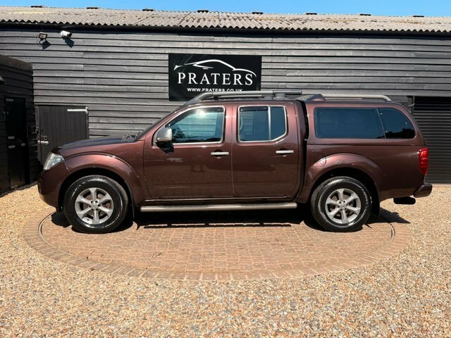 Nissan Navara Double Cab Pick Up Outlaw 3.0Dci V6 231 4Wd White #23
