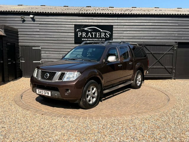 Nissan Navara Double Cab Pick Up Outlaw 3.0Dci V6 231 4Wd White #25