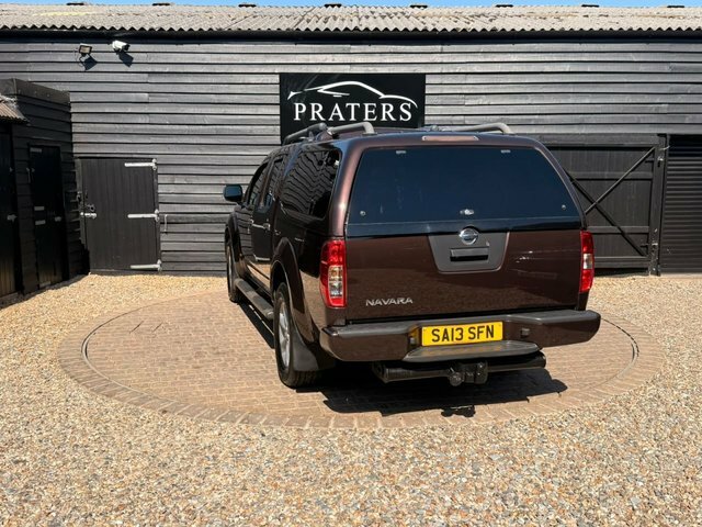 Nissan Navara Double Cab Pick Up Outlaw 3.0Dci V6 231 4Wd White #20