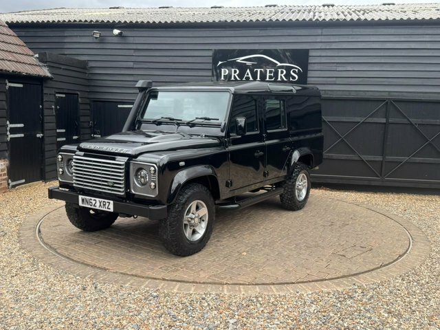 Land Rover Defender 110 Tdci Xs Utility Wagon Black