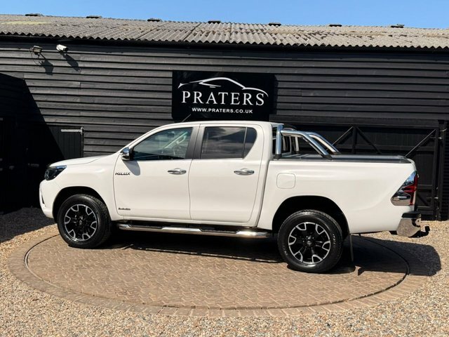 Toyota HILUX Pickup 2.4 D-4d Invincible X 4Wd Euro 6 Tss White #19