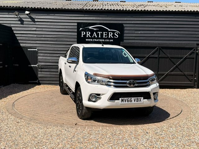 Toyota HILUX Pickup 2.4 D-4d Invincible X 4Wd Euro 6 Tss White #27