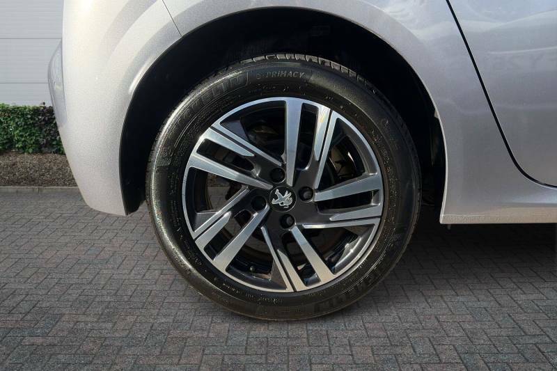 Peugeot 208 1.2 Puretech 100 Allure Premium Grey #6