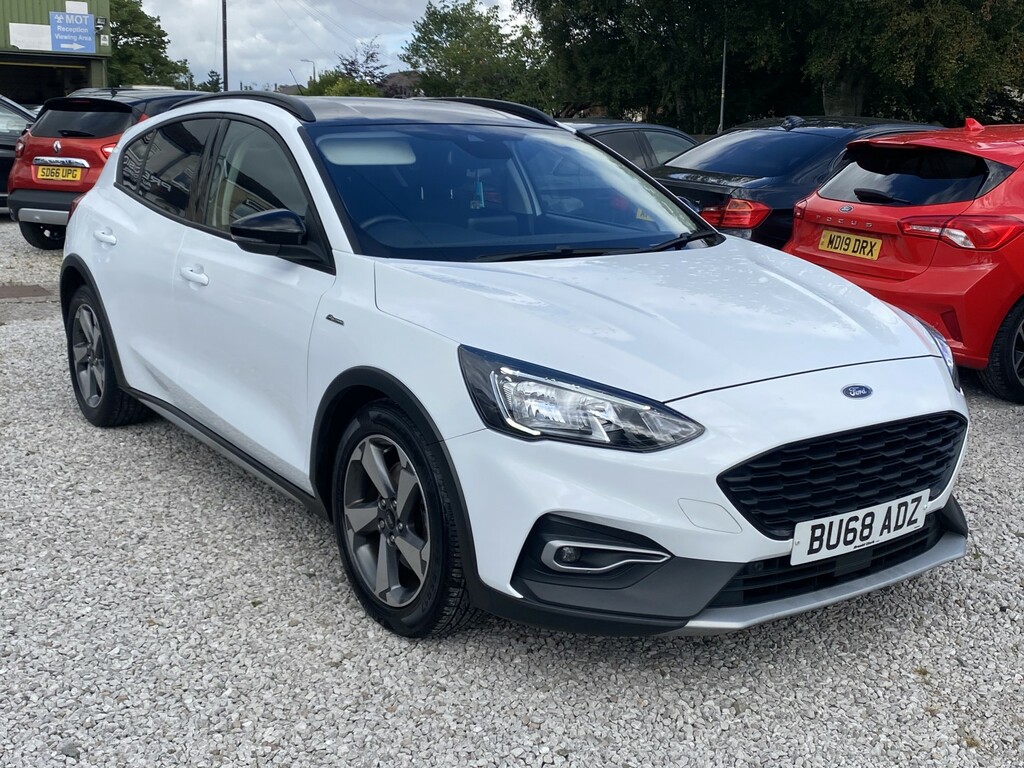 Ford Focus 1.0 T Ecoboost Active White #2