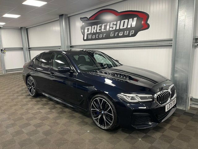 BMW 5 Series 530D Mht M Sport Black #2