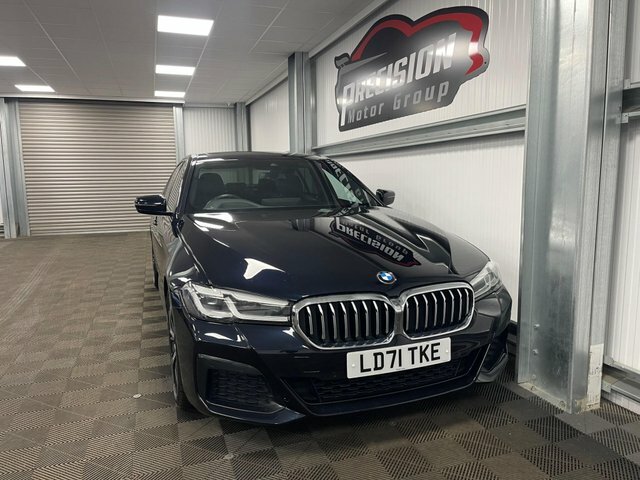 BMW 5 Series 530D Mht M Sport Black #4