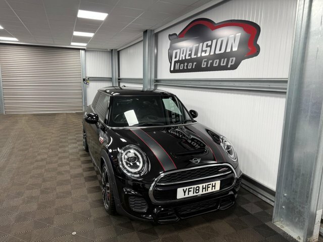 Mini Hatch John Cooper Works YF18HFH Black #3