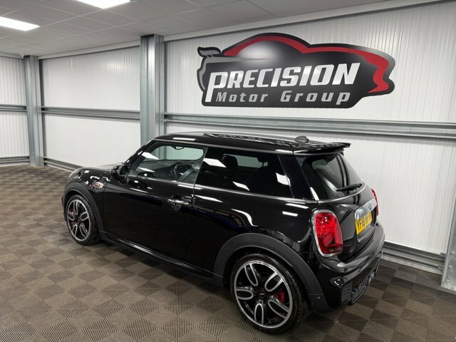 Mini Hatch John Cooper Works YF18HFH Black #6