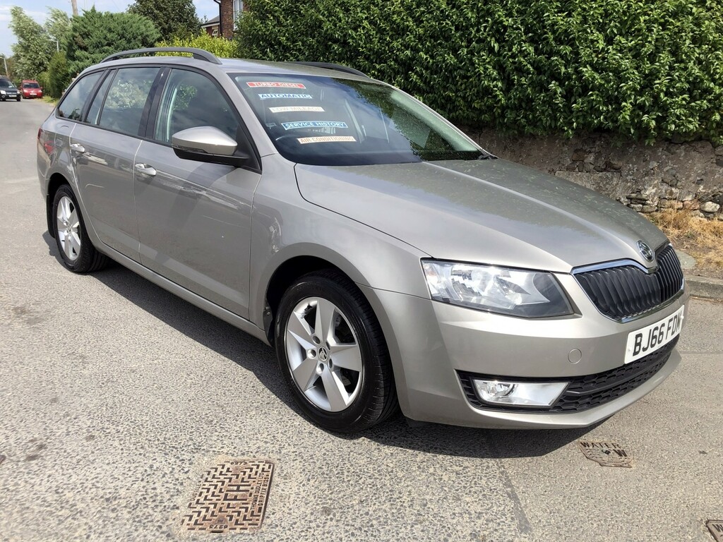 Skoda Octavia Estate 2.0 Tdi Se Turbo Estate - Beige