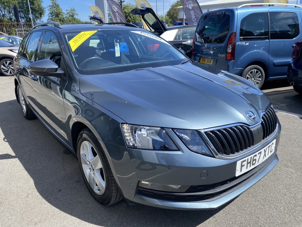 Skoda Octavia 1.5 Se Tsi Grey #2