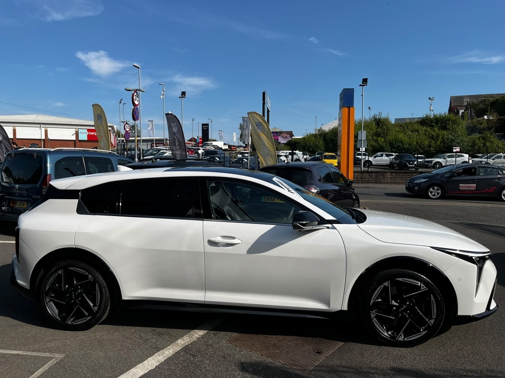 Kia K4 1.6 Gt-line S MD75LGX White #4