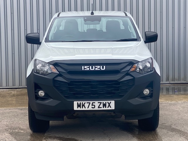 Isuzu D-Max Pickup MK75ZWX White #5