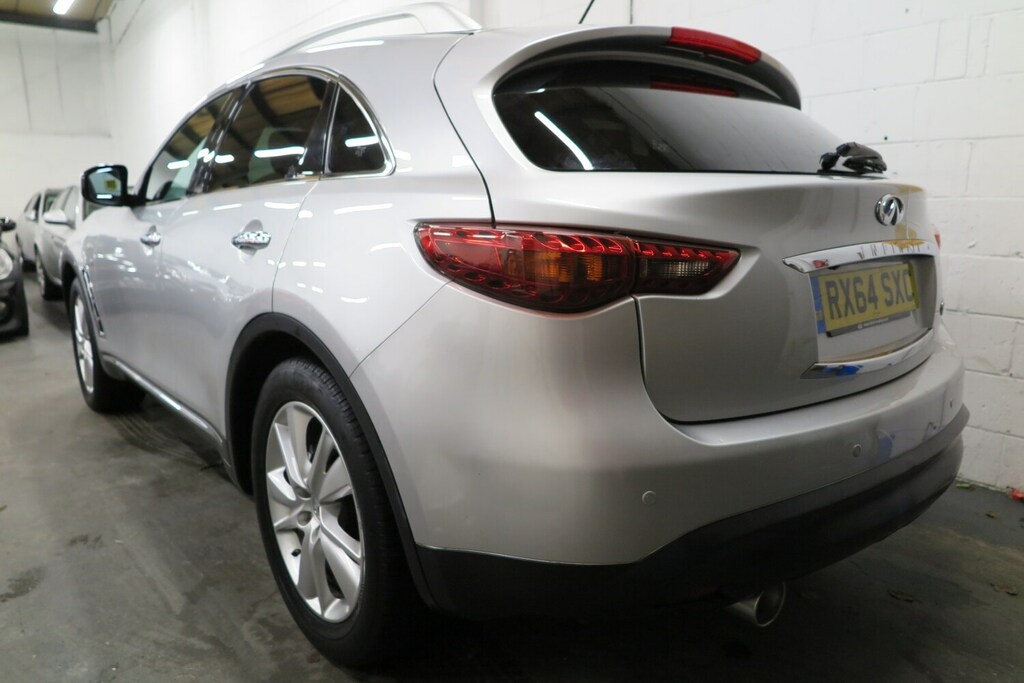 Infiniti QX70 3.0D Gt Silver #6