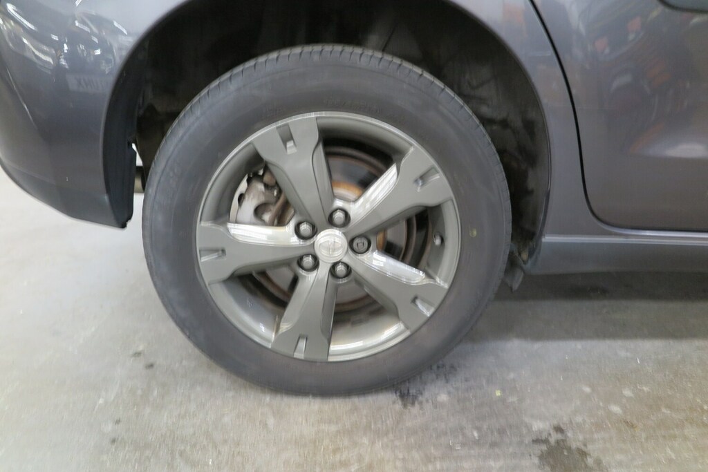 Toyota Urban Cruiser D-4d Silver #20