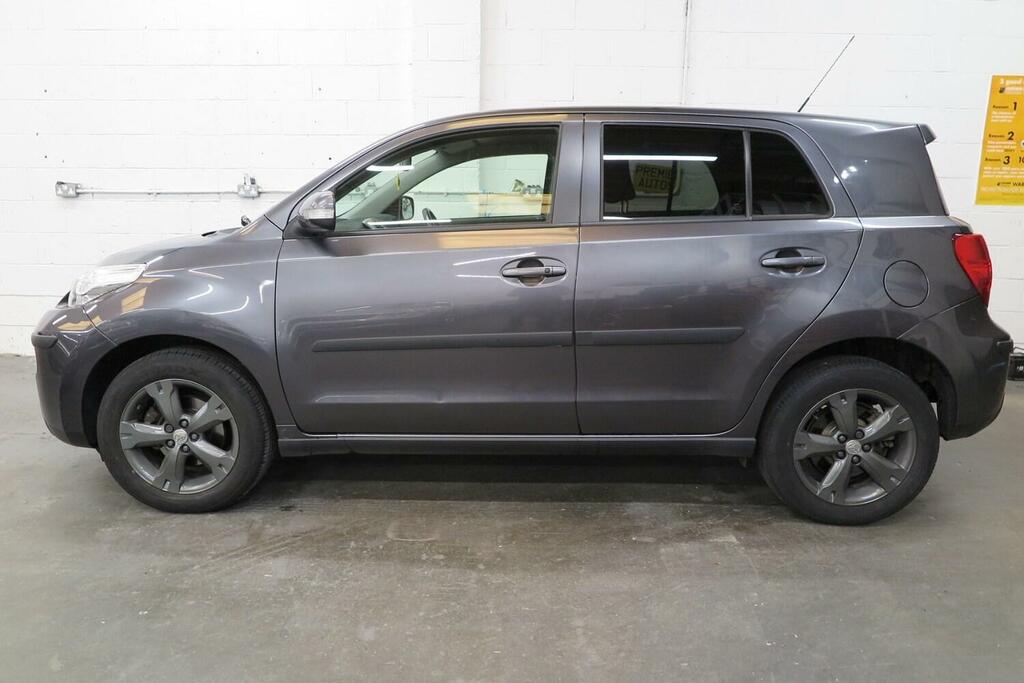 Toyota Urban Cruiser 1.4 D-4d 4Wd Grey #4