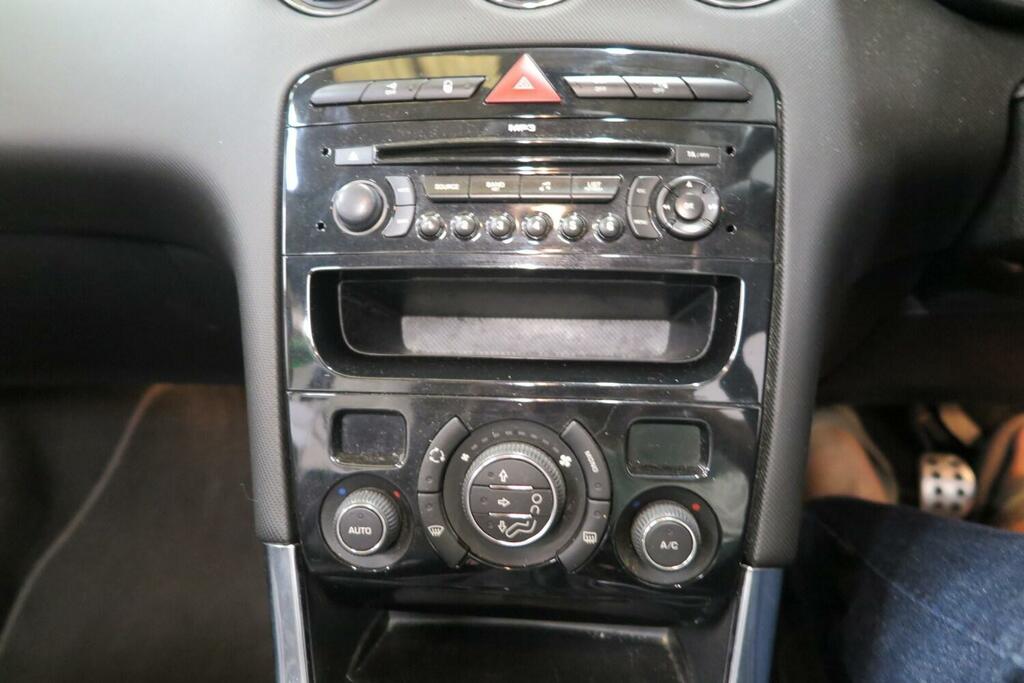 Peugeot 308 2009 2.0 Hdi Gt Convertible Euro Red #15