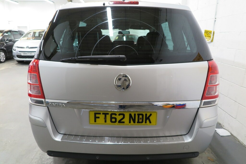 Vauxhall Zafira 1.6L Exclusiv Mpv Euro 5 113 Bh Silver #17