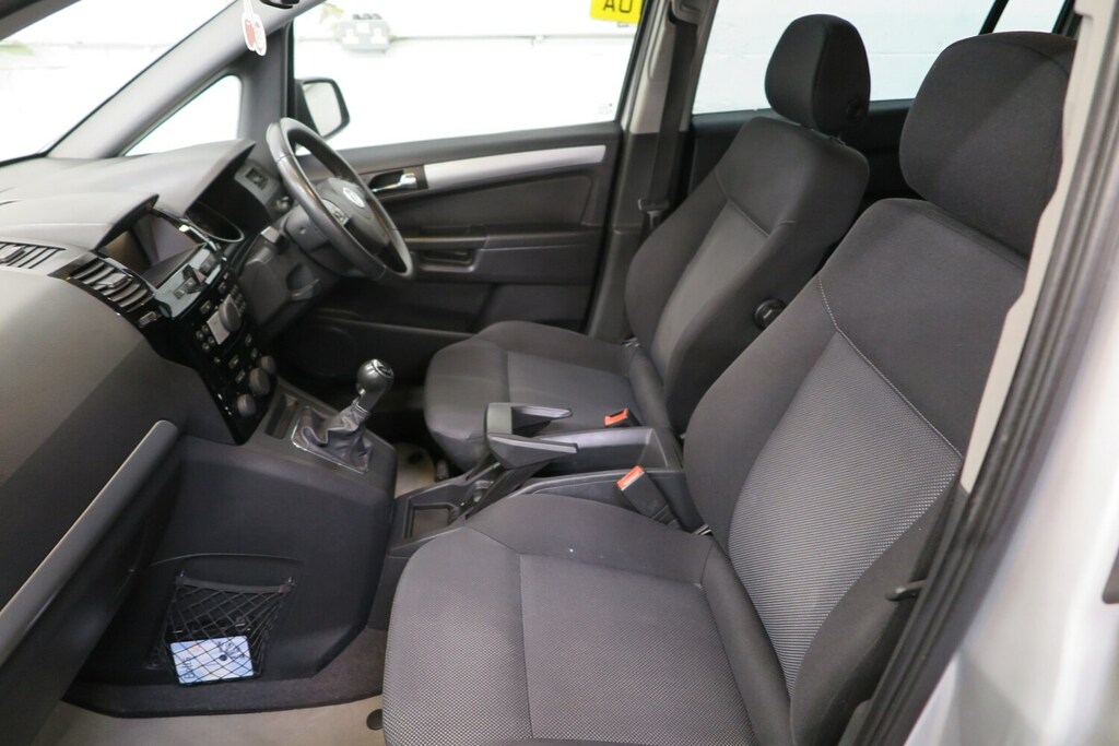 Vauxhall Zafira 1.6L Exclusiv Mpv Euro 5 113 Bh Silver #9