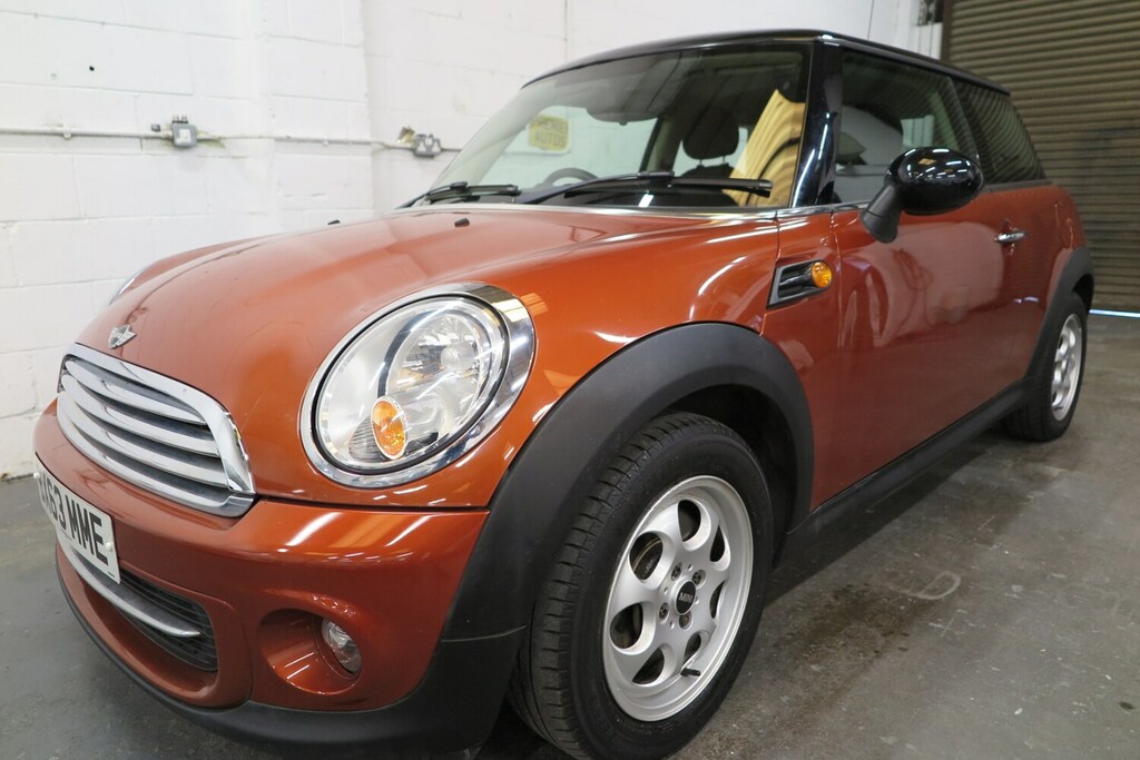 Mini Hatch 1.6 Cooper BX63MME Orange #2