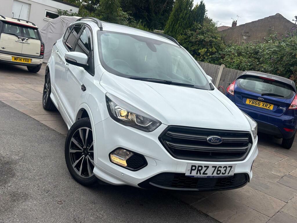 Ford Kuga 1.5 Ecoboost St-line 2Wd Black #1