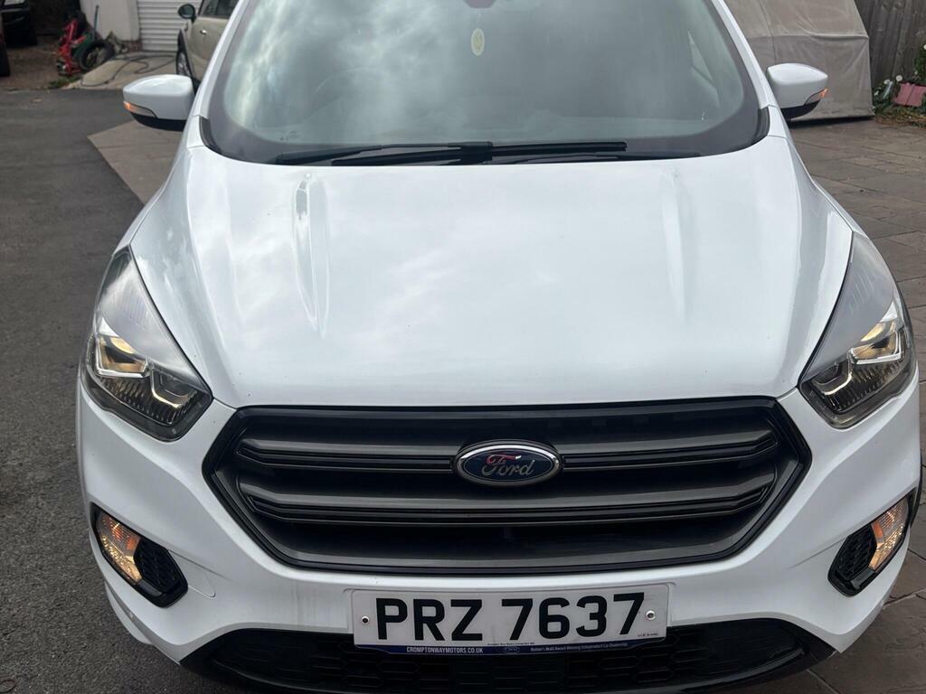 Ford Kuga 1.5 Ecoboost St-line 2Wd Black #2