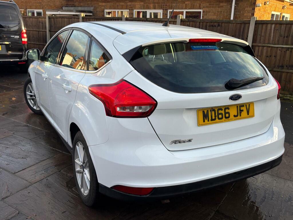 Ford Focus 1.5 Tdci Zetec Euro 6 S S White #4