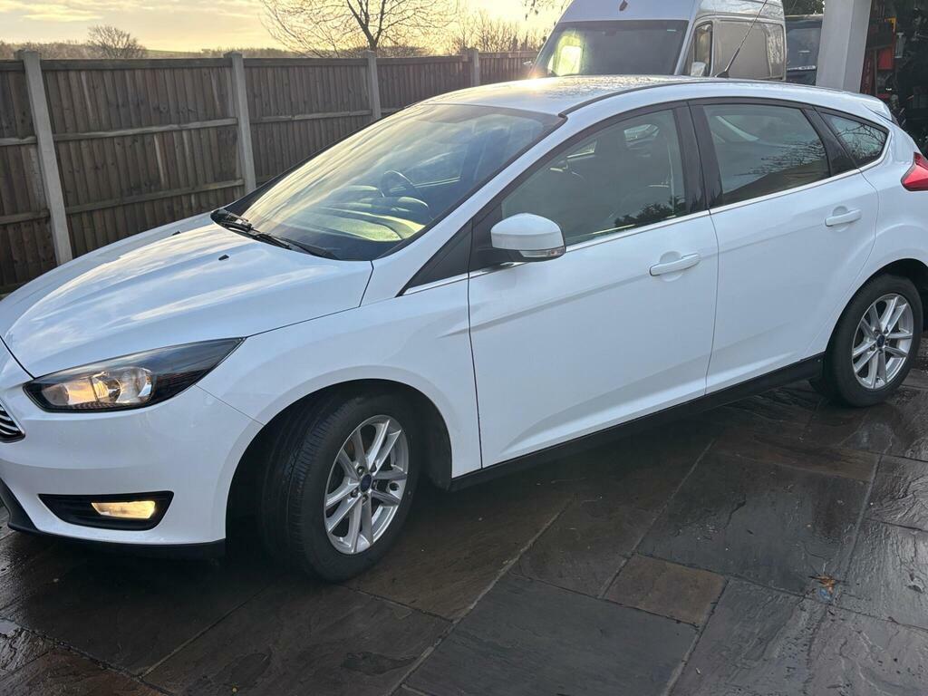 Ford Focus 1.5 Tdci Zetec Euro 6 S S White #3