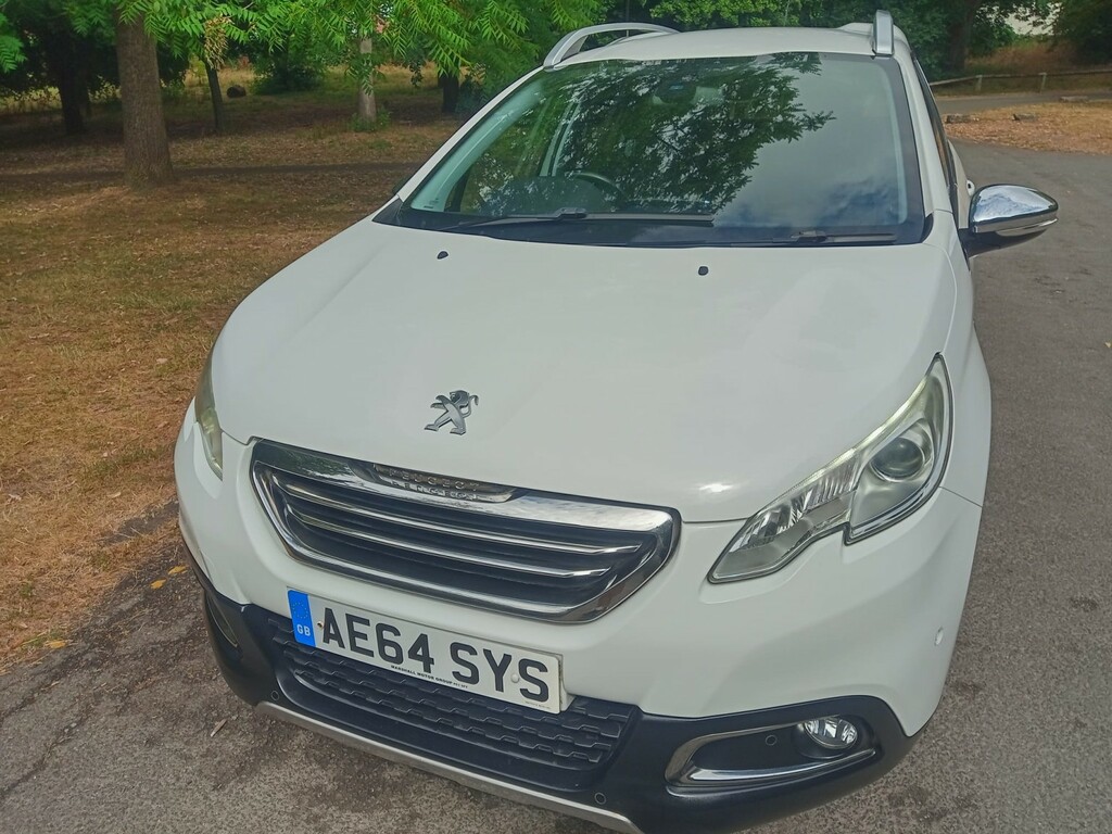 Peugeot 2008 1.2 Vti Puretech Crossway White #2