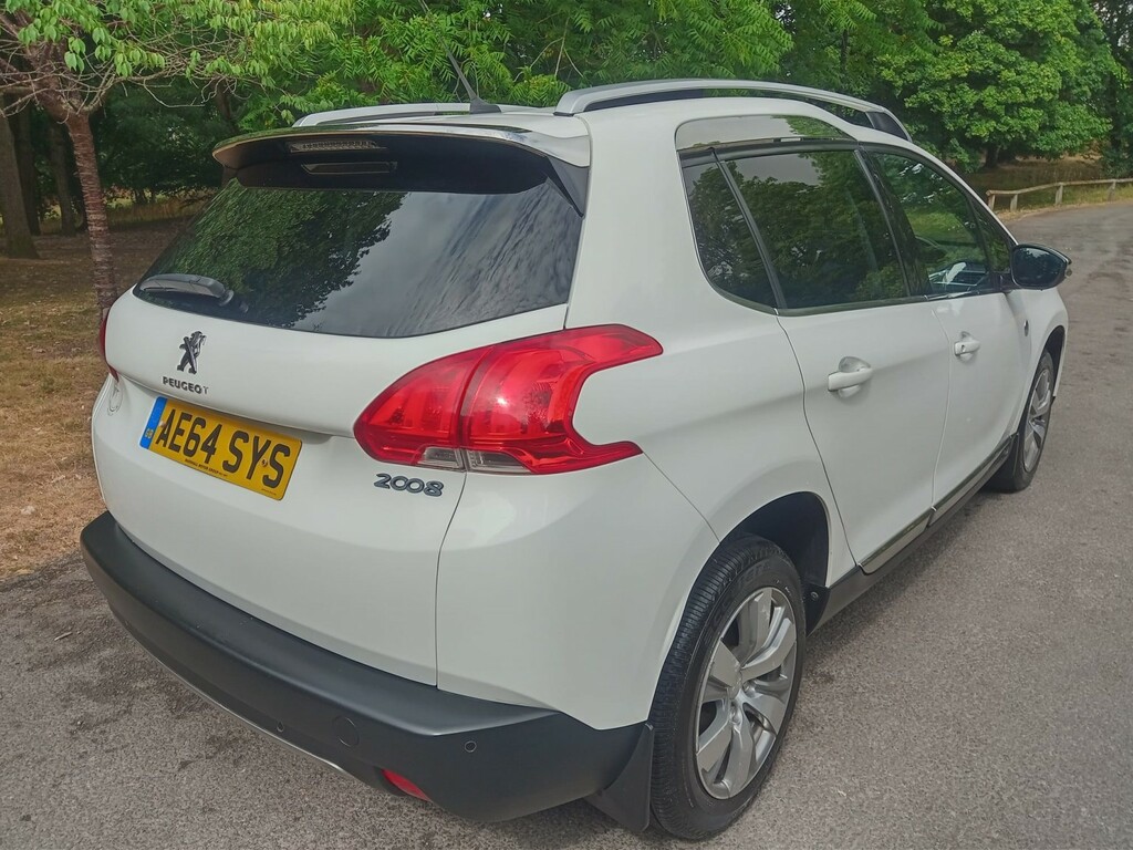 Peugeot 2008 1.2 Vti Puretech Crossway White #6