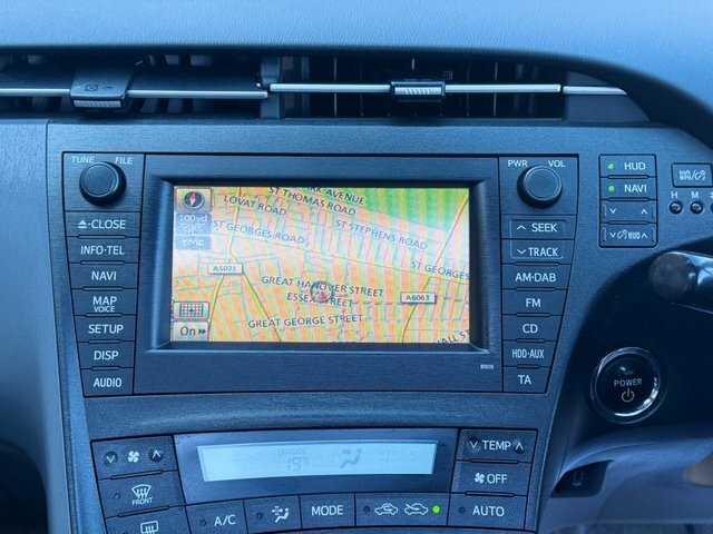 Toyota Prius Hatchback 1.5 T4 Cvt 200909 Blue #17