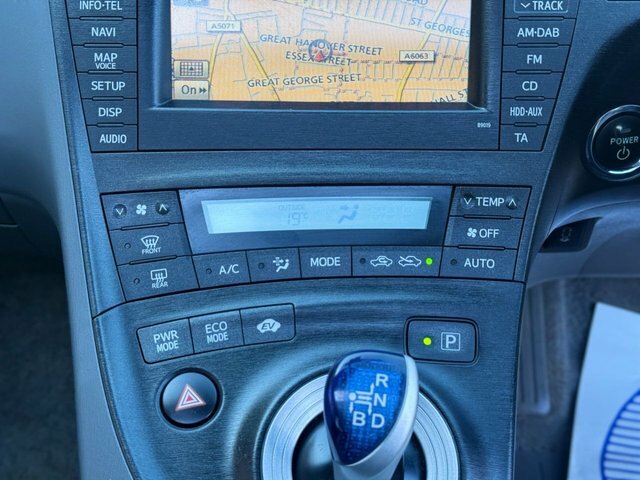 Toyota Prius Hatchback 1.5 T4 Cvt 200909 Blue #18