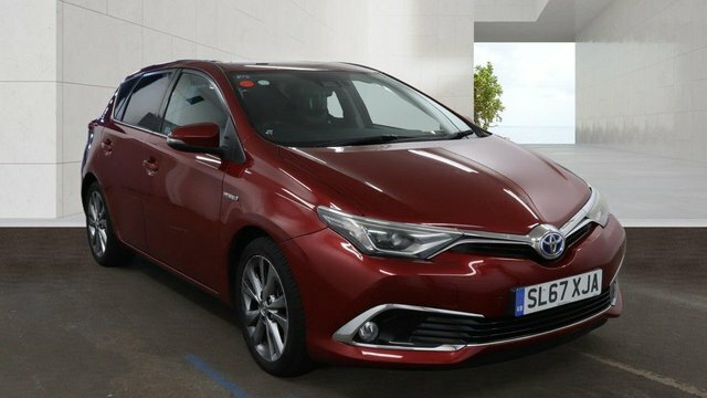 Toyota Auris Vvt-h Excel Hatchback Red #3