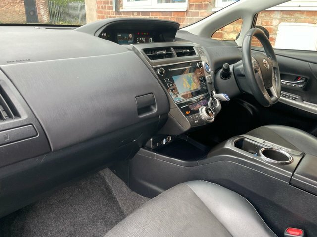 Toyota Prius+ 1.8 Vvti Business Edition Plus Cvt  #18
