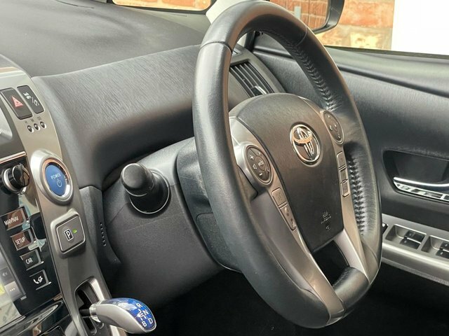 Toyota Prius+ 1.8 Vvti Business Edition Plus Cvt  #21