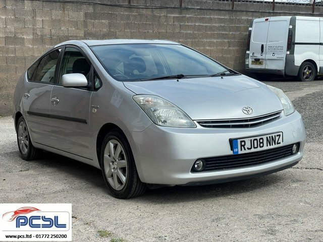 Toyota Prius T Spirit Hatchback Silver #3
