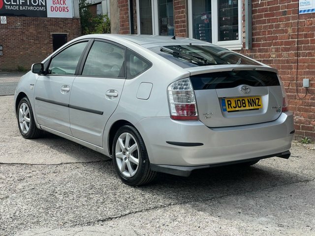 Toyota Prius T Spirit Hatchback Silver #6