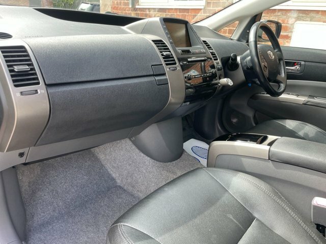 Toyota Prius 1.5 Vvti T Spirit Grey #28