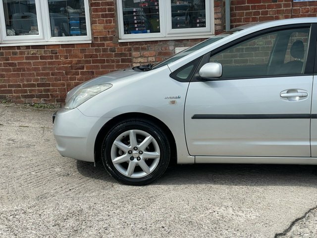 Toyota Prius 1.5 Vvti T Spirit Grey #53