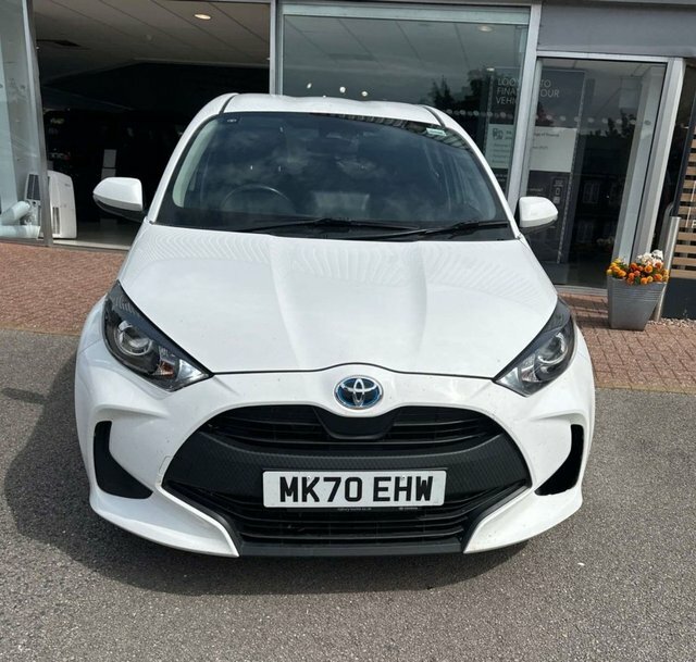 Toyota Yaris 1.5 Vvt-i Y20 Bi-tone Red #2