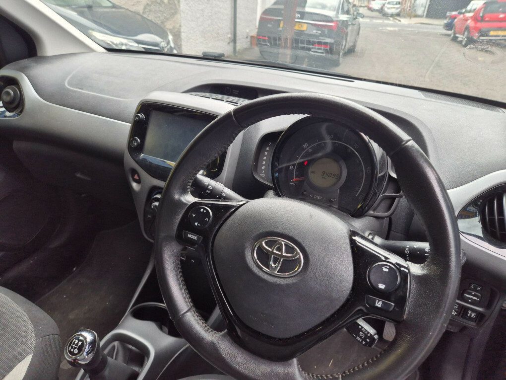 Toyota Aygo 1.0 Vvt-i X-play Euro 6 Ss #5